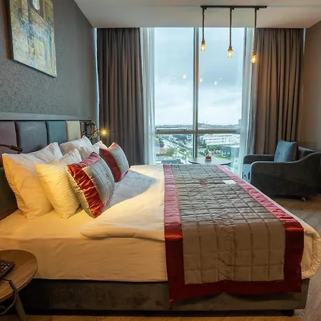 فندق Ramada Encore By Wyndham Avcilar