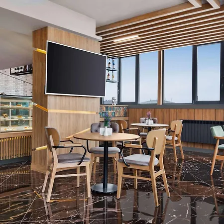 Hotel Ramada Encore By Wyndham Avcilar 4*